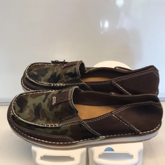 Ariat Women's Camo and Brown Slip-On Shoes - Picture 2 of 10